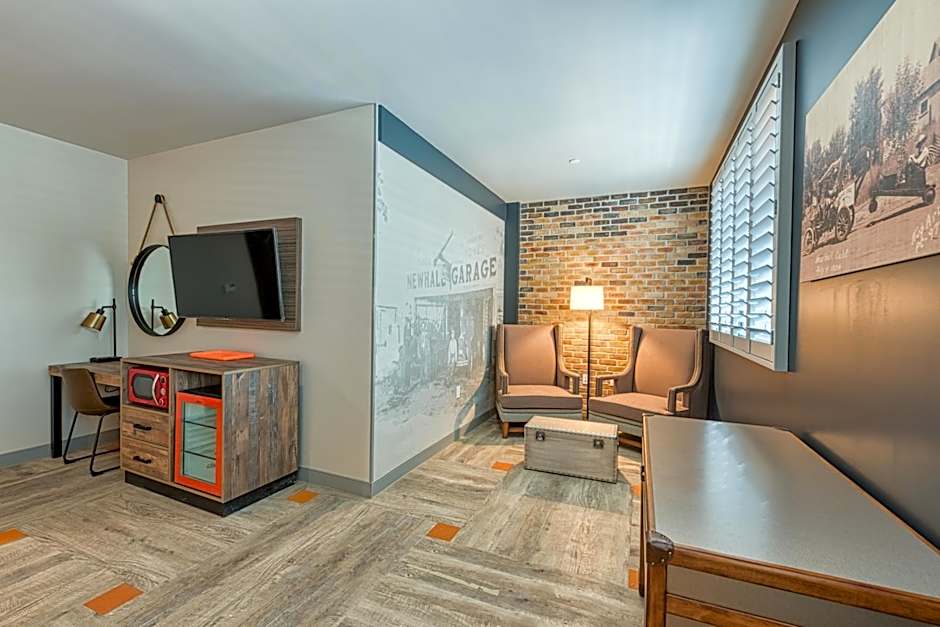 Hotel Lexen Newhall & Santa Clarita - Near Six Flags Magic Mountain