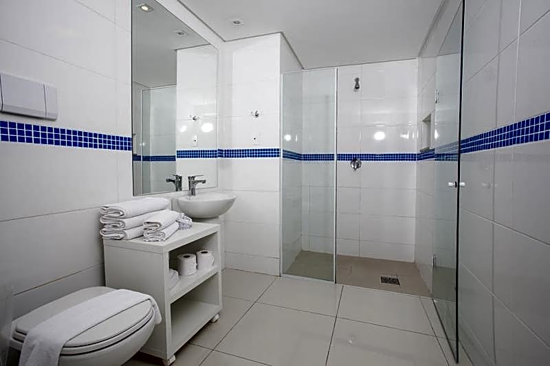 Slaviero Essential Ingleses Convention