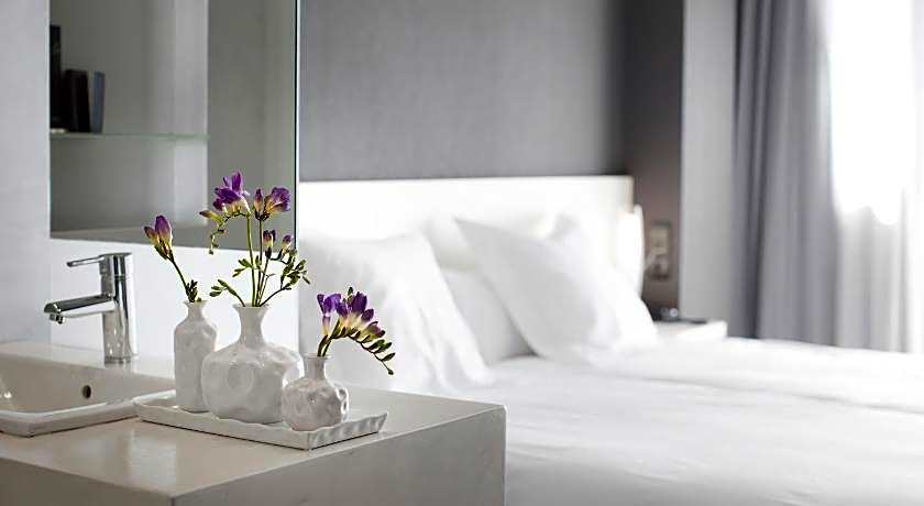 Mas Monzon Hotel