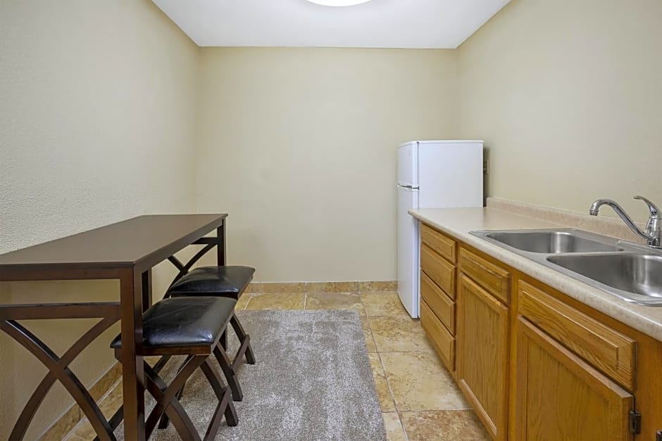 Holiday Inn Express Hotel & Suites Circleville, an IHG Hotel