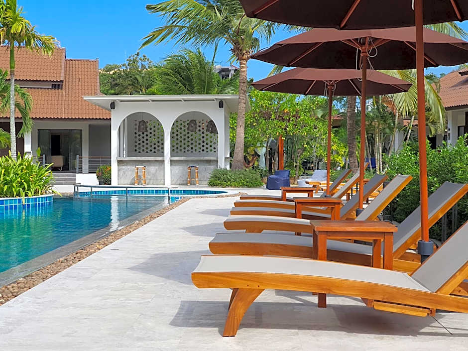 Kata Lucky Villa & Pool Access