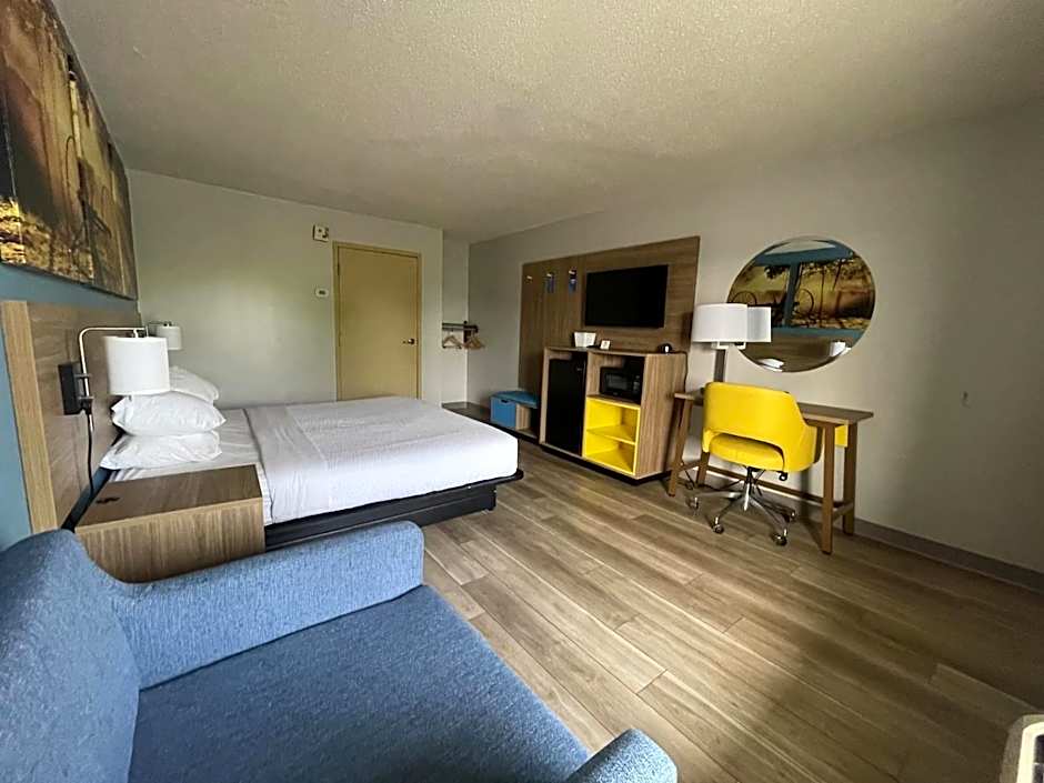 Days Inn & Suites by Wyndham York