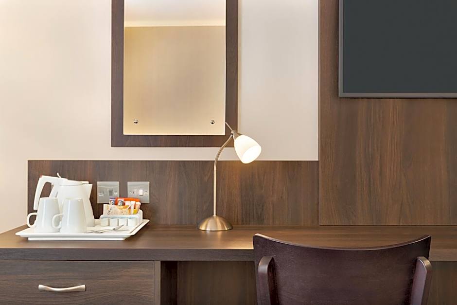 Ramada by Wyndham Bristol West