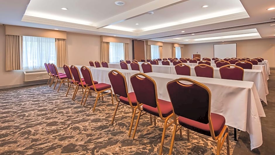 Best Western Plus Executive Inn