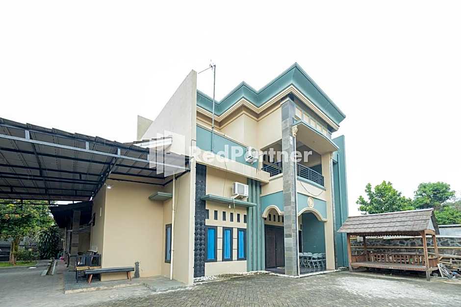 Boss Residence Serang Mitra RedDoorz