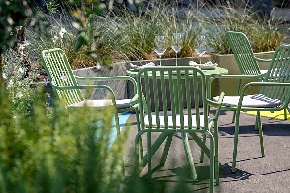 The Yarn Design & Business Hotel