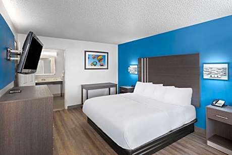 King Room - Mobility Access/Non-Smoking