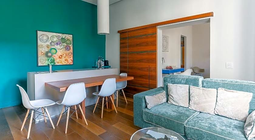 M7 Contemporary Apartments - My Extra Home