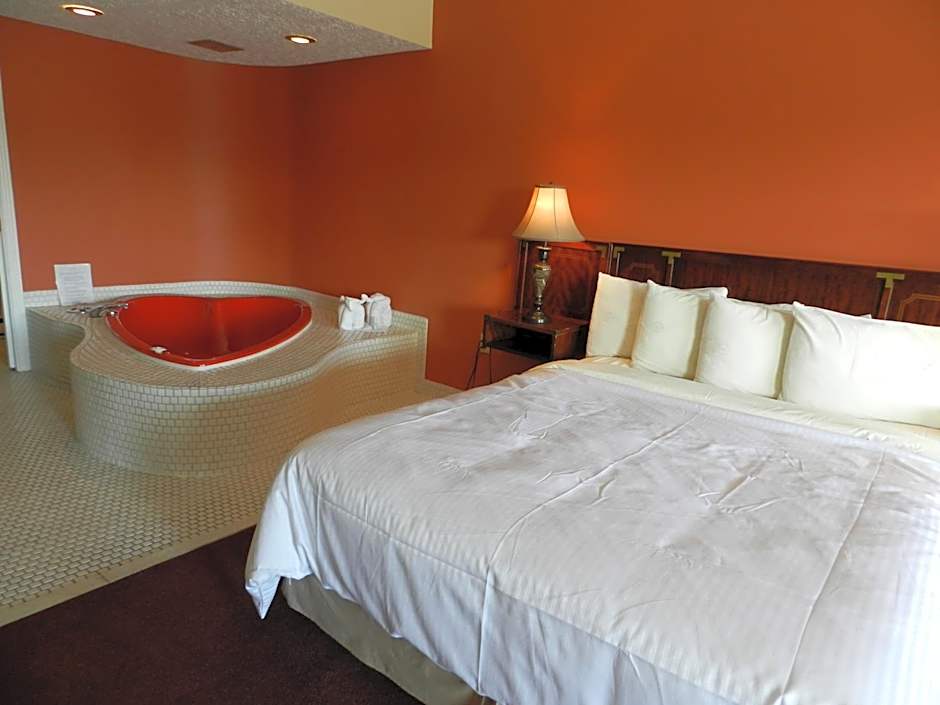 Kings Inn Near the Falls