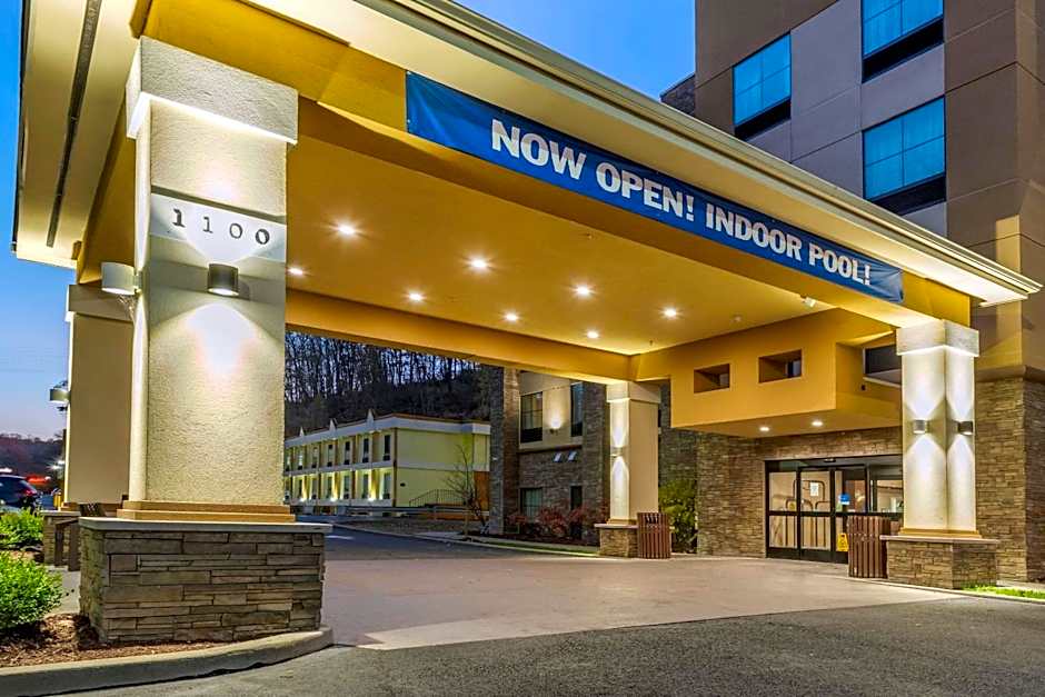 Comfort Inn & Suites Pittsburgh