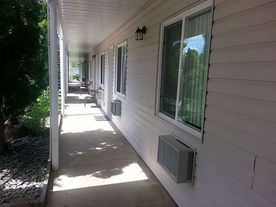 Clearwater Country Inn