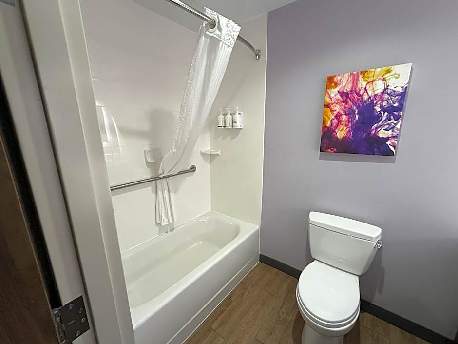 La Quinta by Wyndham Altoona Des Moines