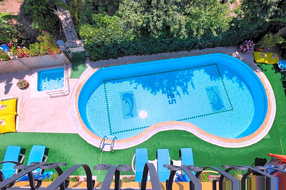 Mandalinn Hotel