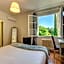Logis Hotel Le Blason de Provence