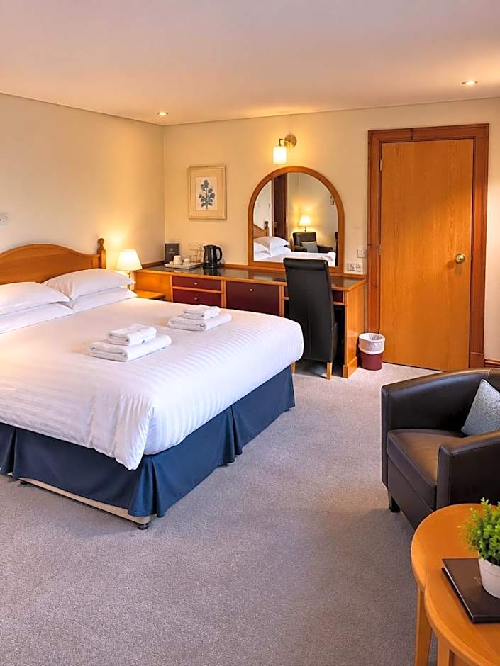 Whitewater Hotel & Spa