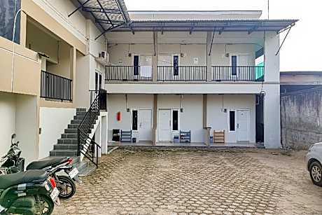 RedDoorz Syariah near Lapangan Persijam Jambi