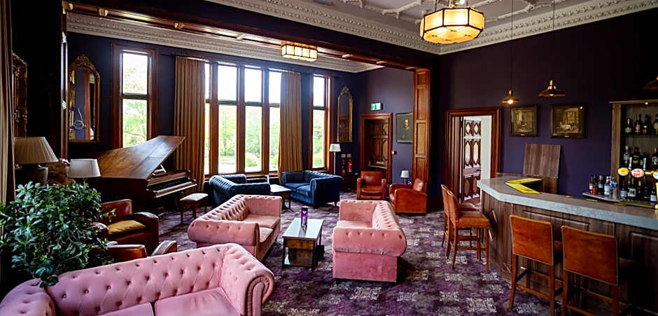 Wroxall Abbey Hotel & Estate