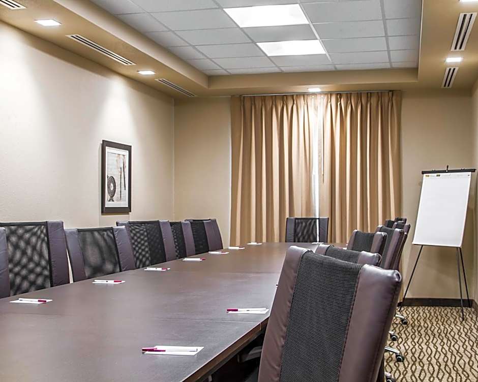 Comfort Suites Woodland - Sacramento Airport