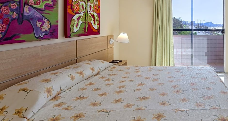 Tulip Inn Sao Luis Praiabella