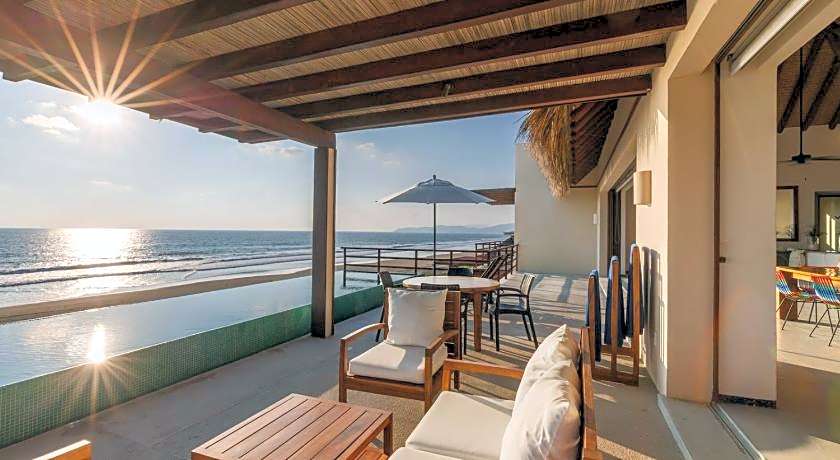 Marea Beachfront Villas