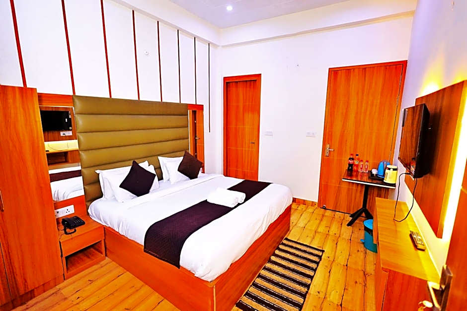 Hotel Yuvan Palace – Agra, NC