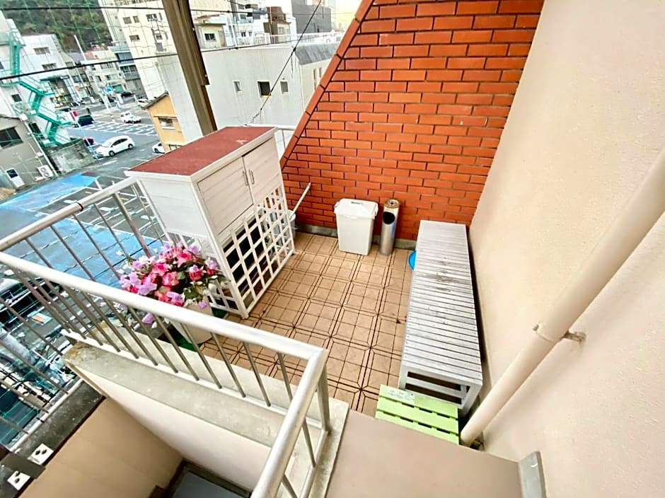 GuestHouse017徳島個室 飲食街中心 阿波踊り会館7分 文理&徳島大学 アスティとくしま車8分