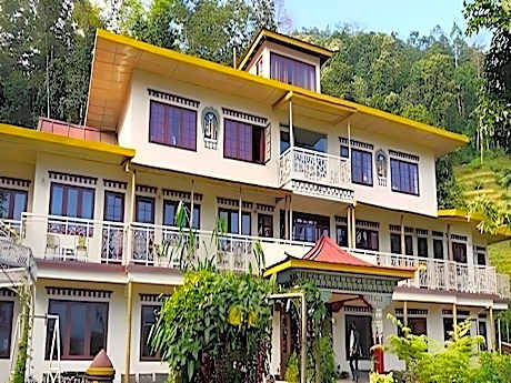 Hotel Bamboo Retreat