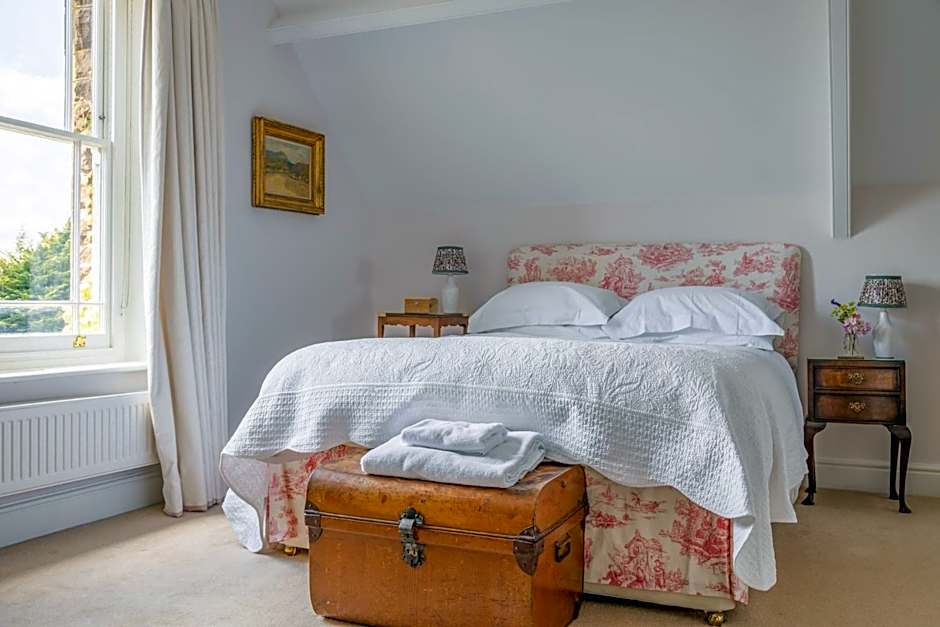 Overtown Manor Bed and Breakfast