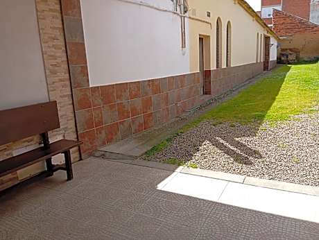 Hostal Santiago - Alojamientos en CARRION DE LOS CONDES