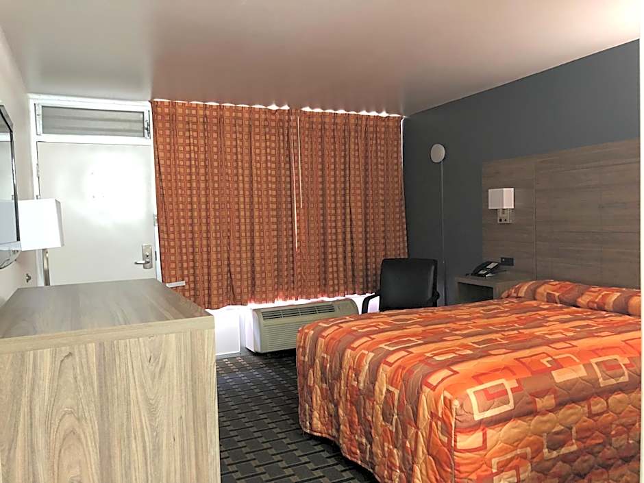 Mid Continent Inn