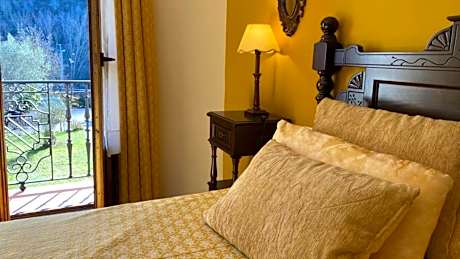 King Double Room with Shower or Bath