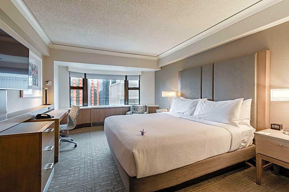 Coast Seattle Downtown Hotel by APA