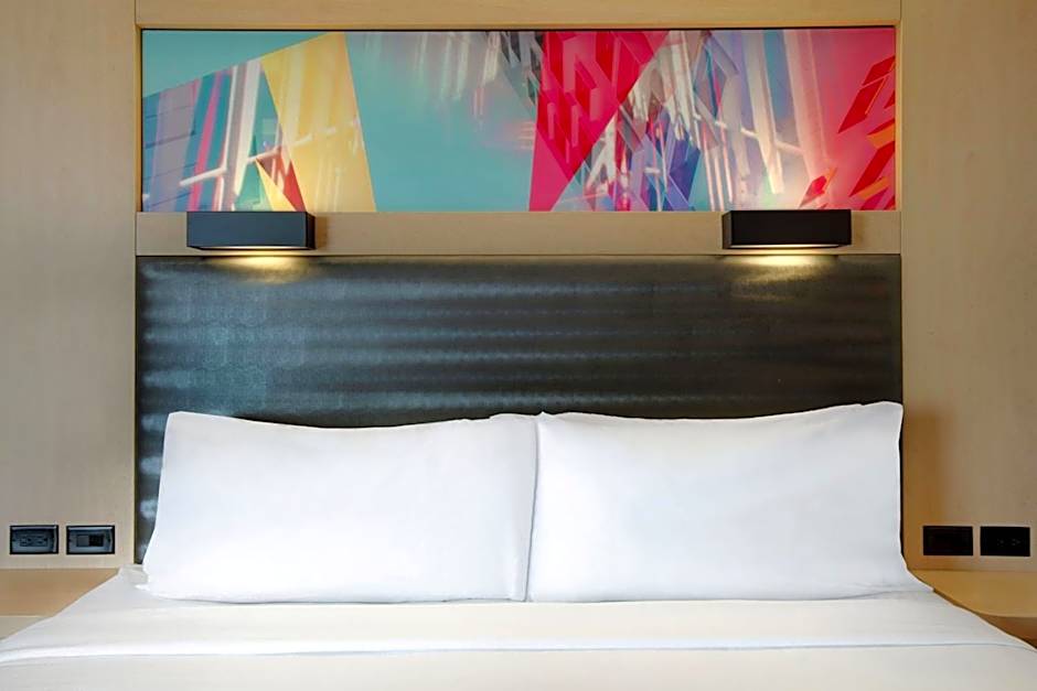 Aloft by Marriott Oklahoma City Downtown - Bricktown