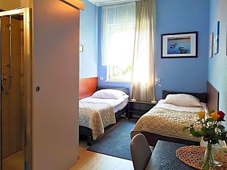 Classic Single Room with Extra Bed