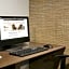 Holiday Inn Express Williamsbrg Busch Gardens Area By IHG