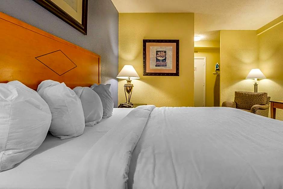 Inn at Lebanon - Hershey & Manheim area