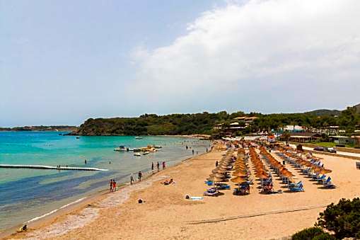 Pyrgaraki Studios and Apartments