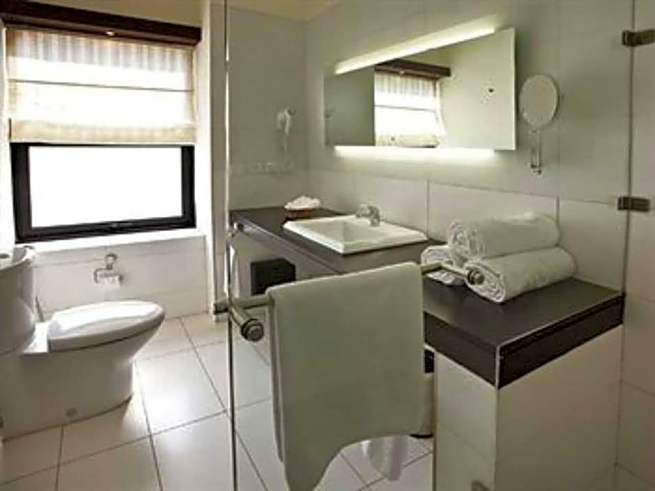 Lemon Tree Hotel Tarudhan Valley