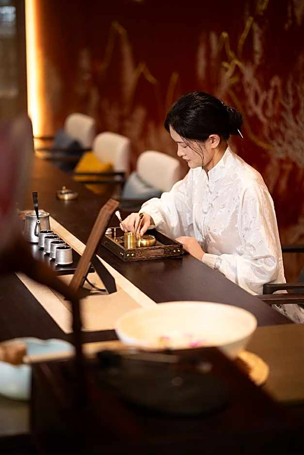 Wudangshan Jianguo Hotel
