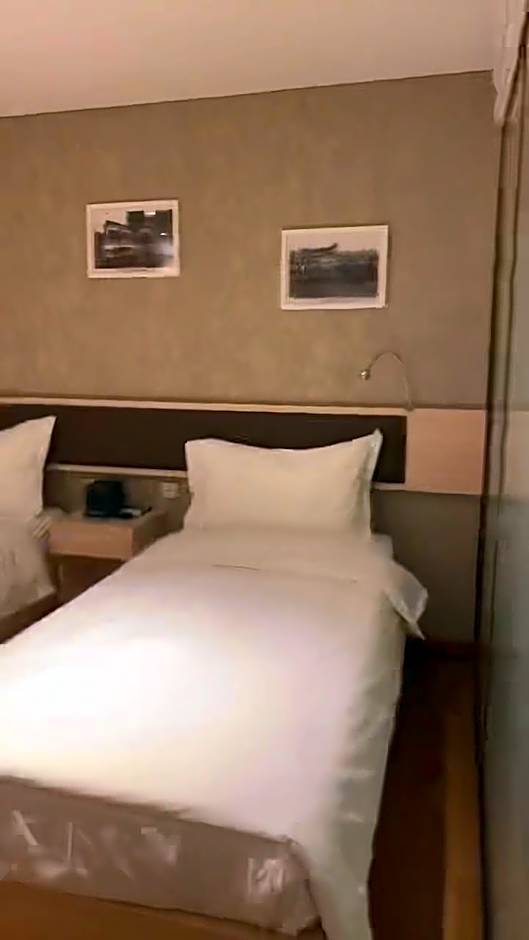 IFU Hotel
