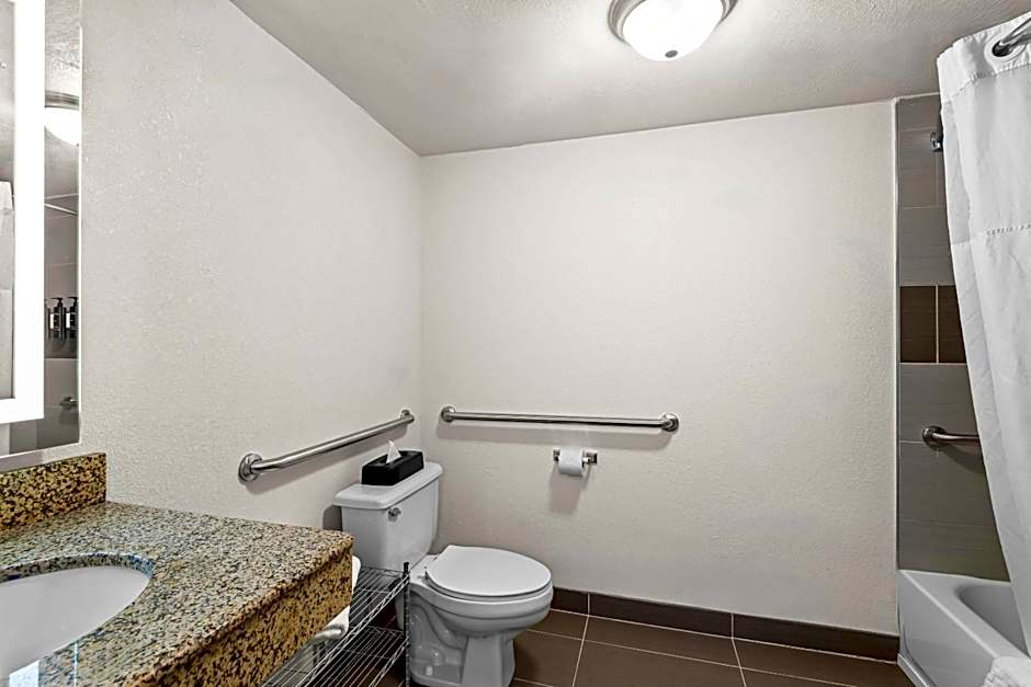 Hotel Concord Syracuse, an Ascend Collection Hotel