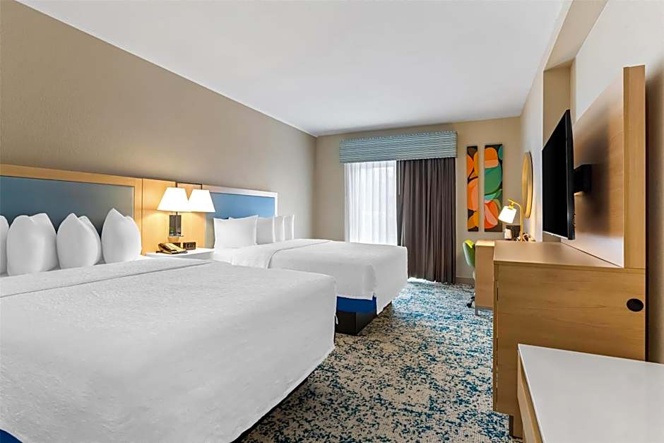 Hampton Inn By Hilton & Suites St. Petersburg/Downtown