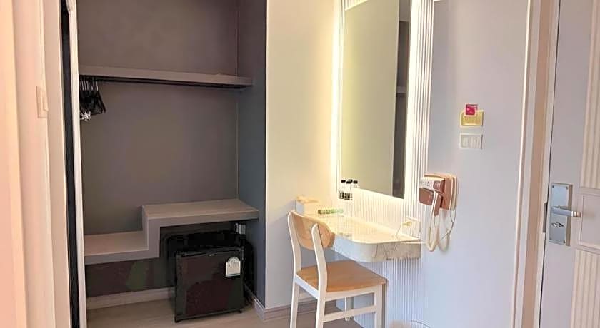 Ps Extra Hotel