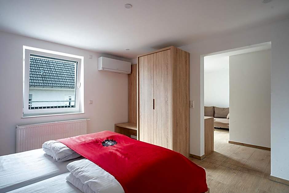 B&S Hotel