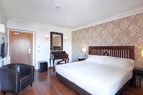 CLASSIC DOBLE ROOM WITH BALCONY