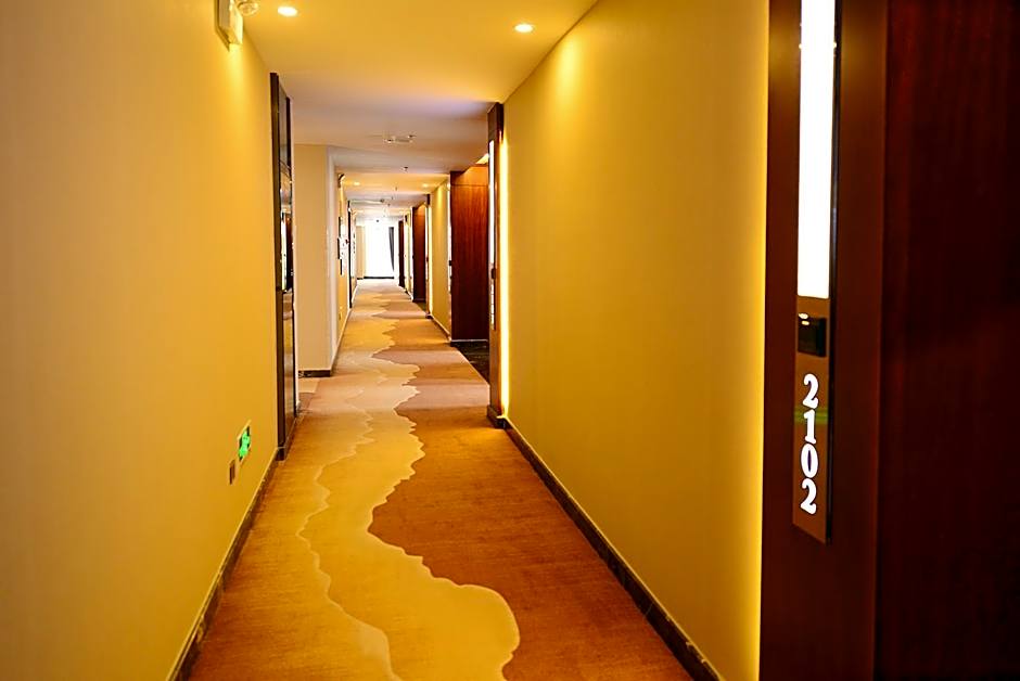 James Joyce Coffetel Golmud Huaxing Plaza Branch