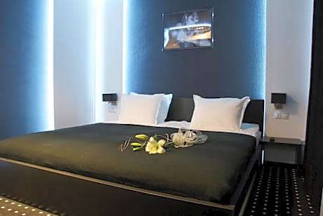Hotel Fashion - Free Parking