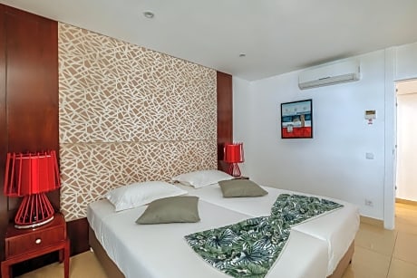 Apartment 1 bedroom - De Luxe - Sea or Pool View