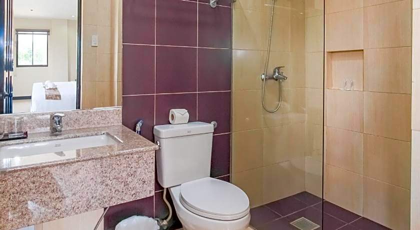 Main Hotel And Suites