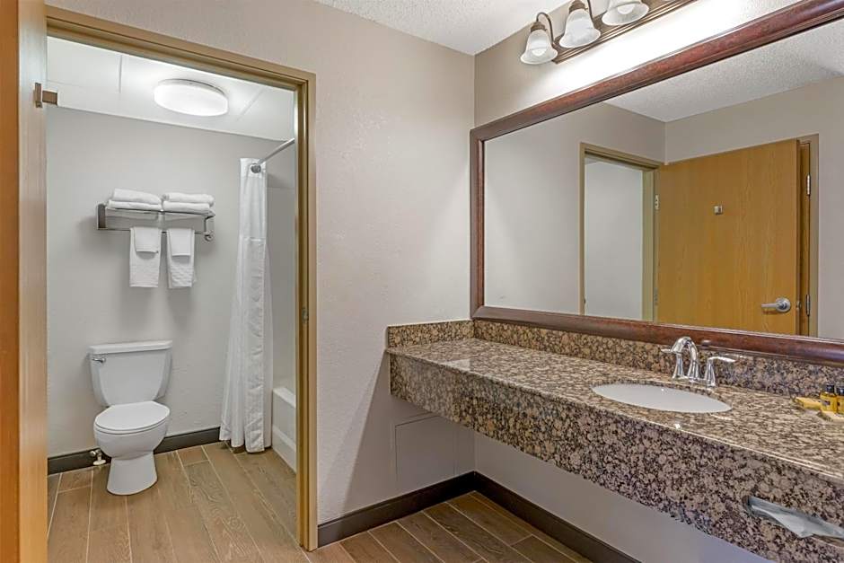 Best Western Plus Mccall Lodge And Suites